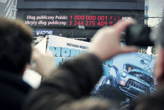 Ministerstwo Finansów potwierdziło, że zadłużenie Polski przekroczyło poziom biliona złotych