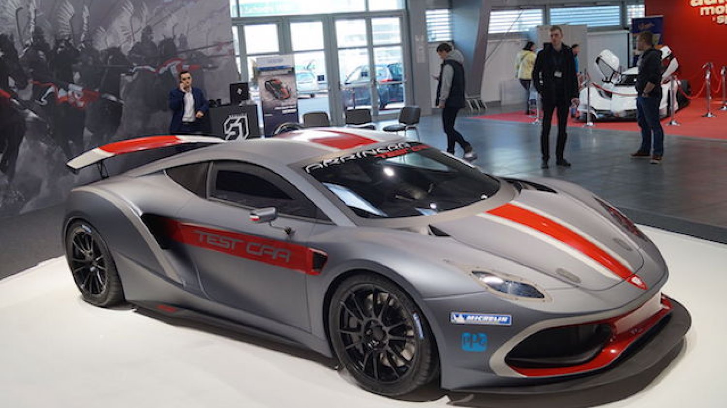Arrinera Hussarya GT na targach Motor Show Poznań 2015