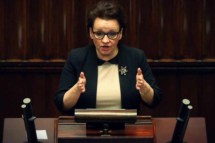 Tyle co nic - takie mają być koszty reformy edukacji według minister Anny Zalewskiej.