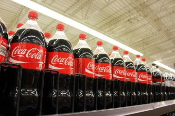 Po otwarciu i opróżnieniu butelki Coca-Coli, Argentyńczyk Diego Pereyra znalazł w niej martwą mysz.