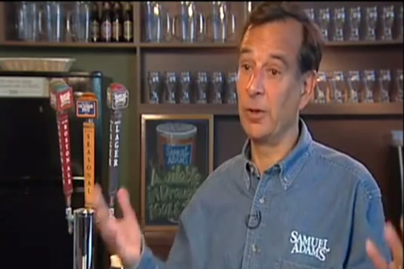 Jim Koch, założyciel browaru Boston Beer Company, 8 lat studiował na Harvardzie.