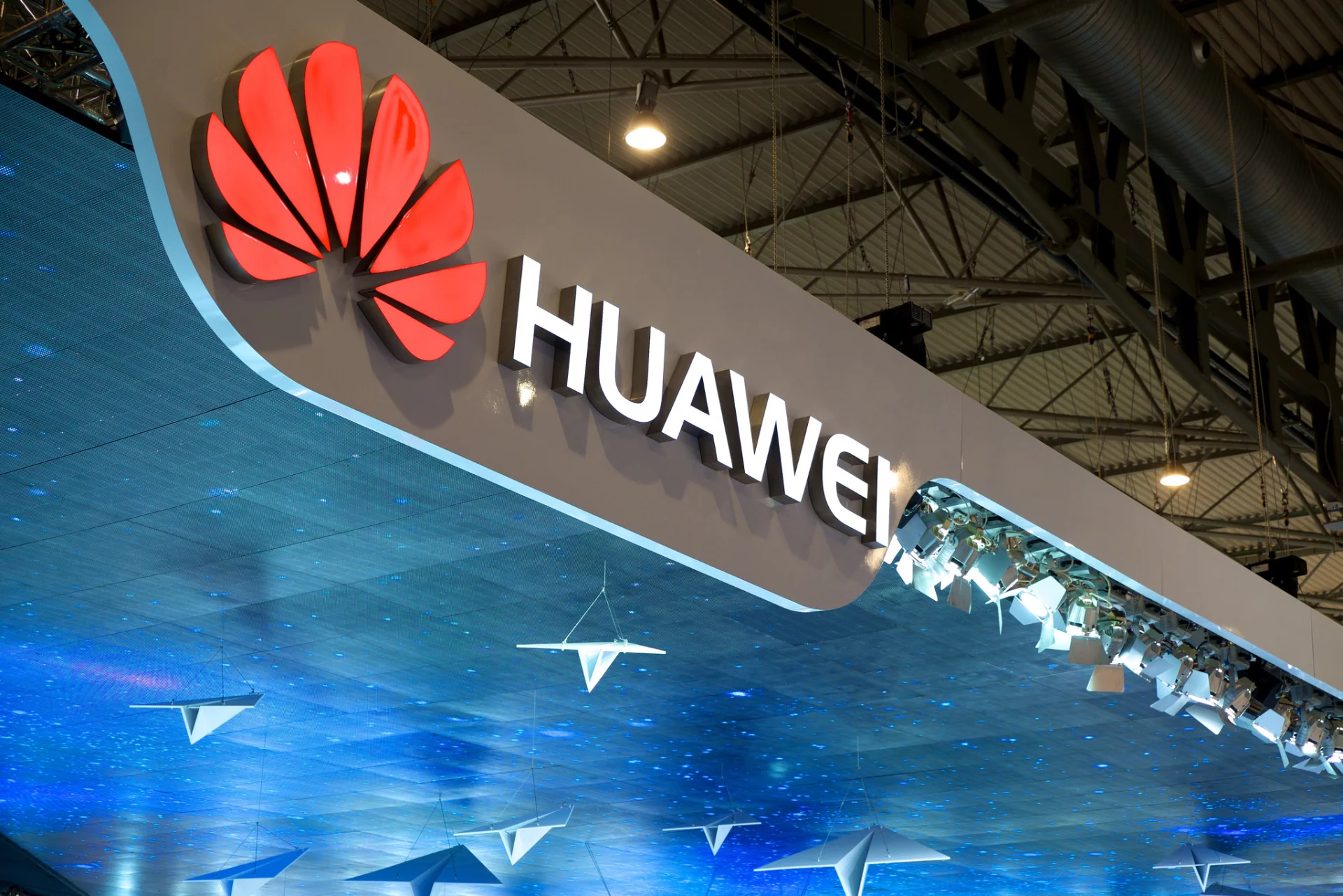 Huawei stał się liderem polskiego rynku pod kątem sprzedaży smartfonów