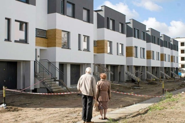 Drożejący prąd to jedna z przyczyn, przez które rośnie cena za metr kwadratowy mieszkania w dużych miastach Polski