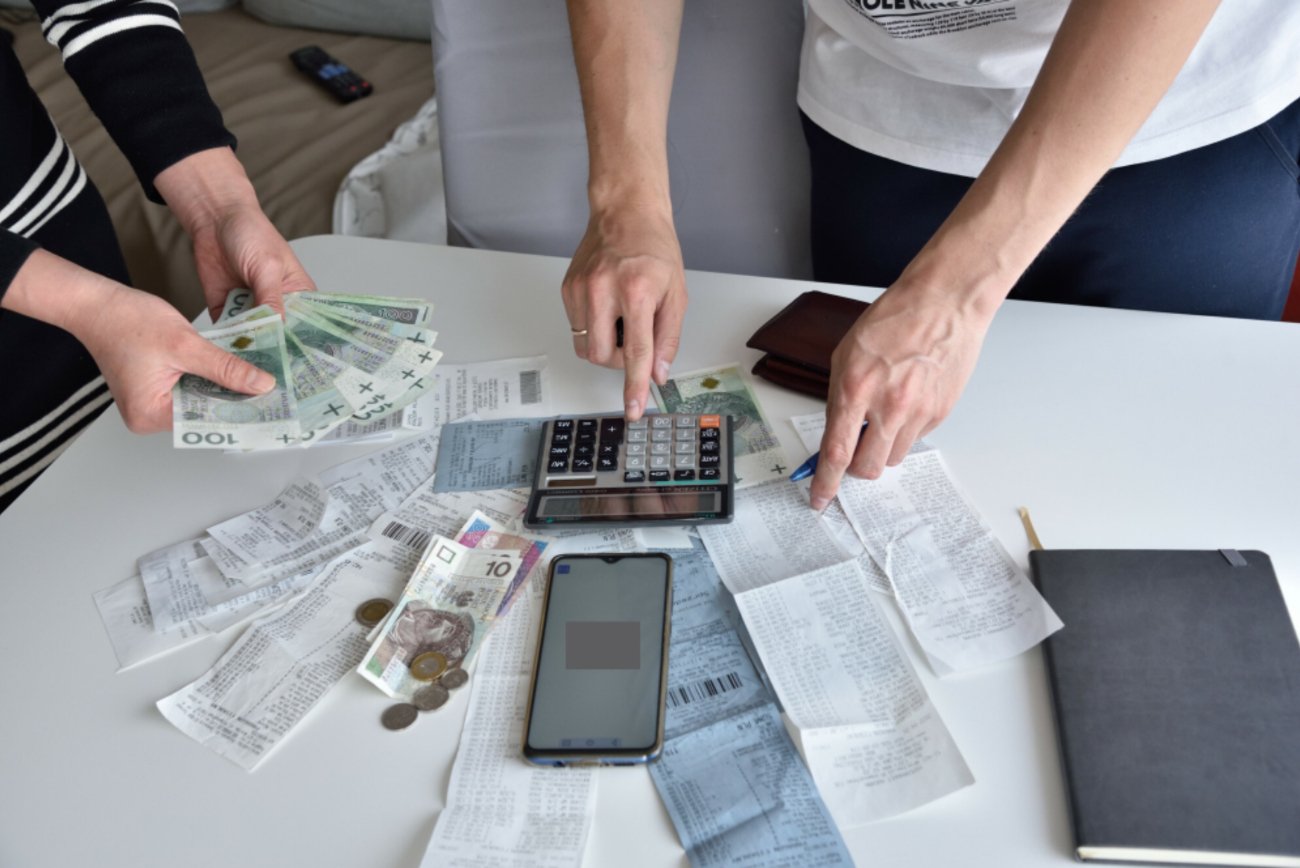 Obliczanie domowego budżetu i wydatków