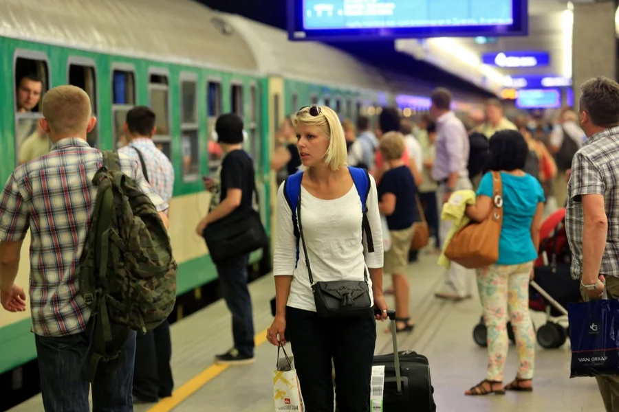 Na trzyletnim remoncie zyskają pasażerowie pociągów do Poznania. Zyskają pięć minut.
