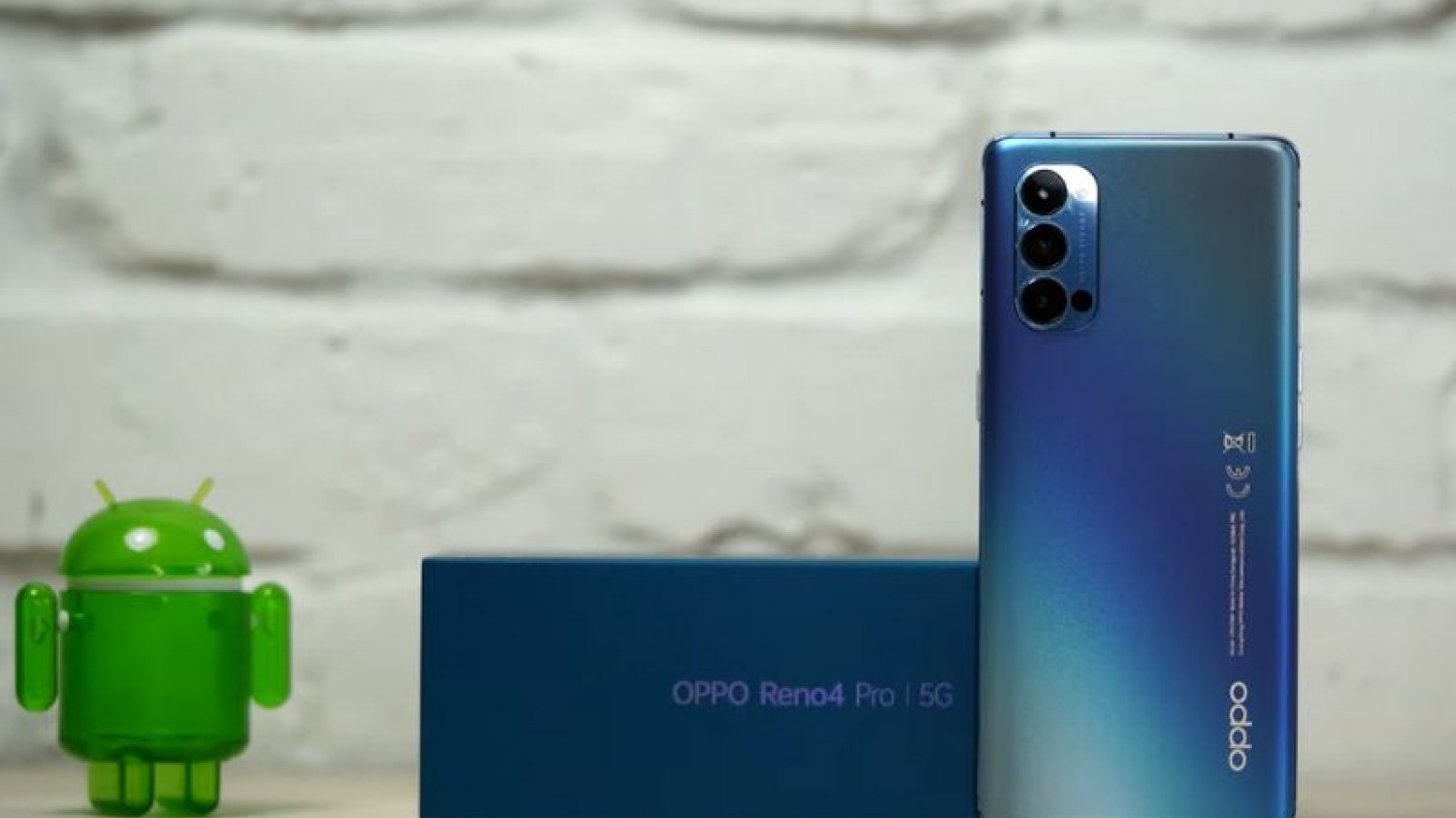 Oppo Reno 4 Pro 5G zdecydowanie jest estetyczny.