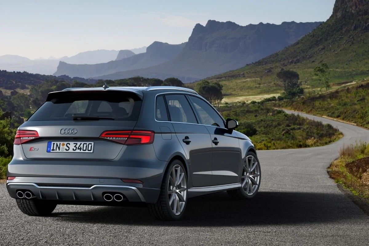 Audi S3 Sportback to kolejny usportowiony samochód, który spełnia kryteria przetargu.