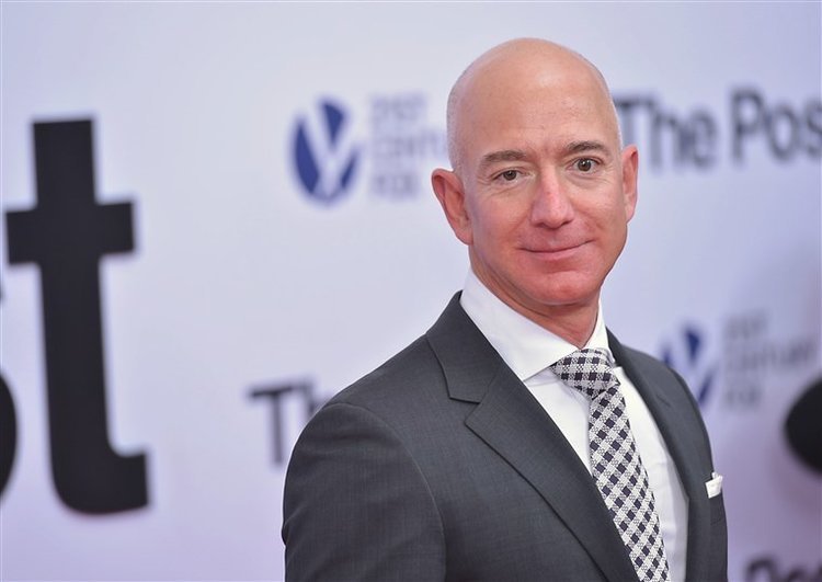 Firma Amazon, której szefem jest Jeff Bezos, niedługo uruchomi swoją platformę w Polsce.