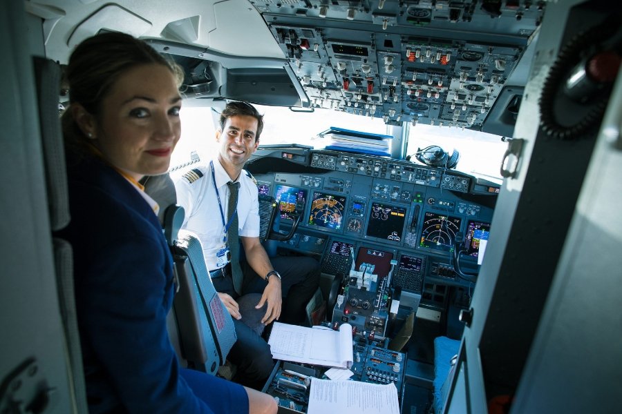 RPO Adam Bodnar chciałby, żeby Państwowa Inspekcja Pracy skontrolowała sytuację u najsłynniejszego z tanich przewoźników.