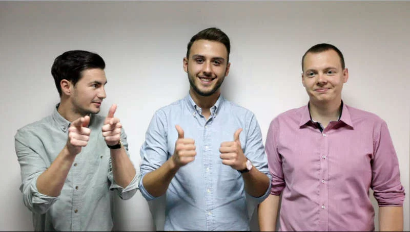 Zespół twórców serwisu, od lewej: Maciej Wartacz, Bruno Markovic i Michał Charmas.