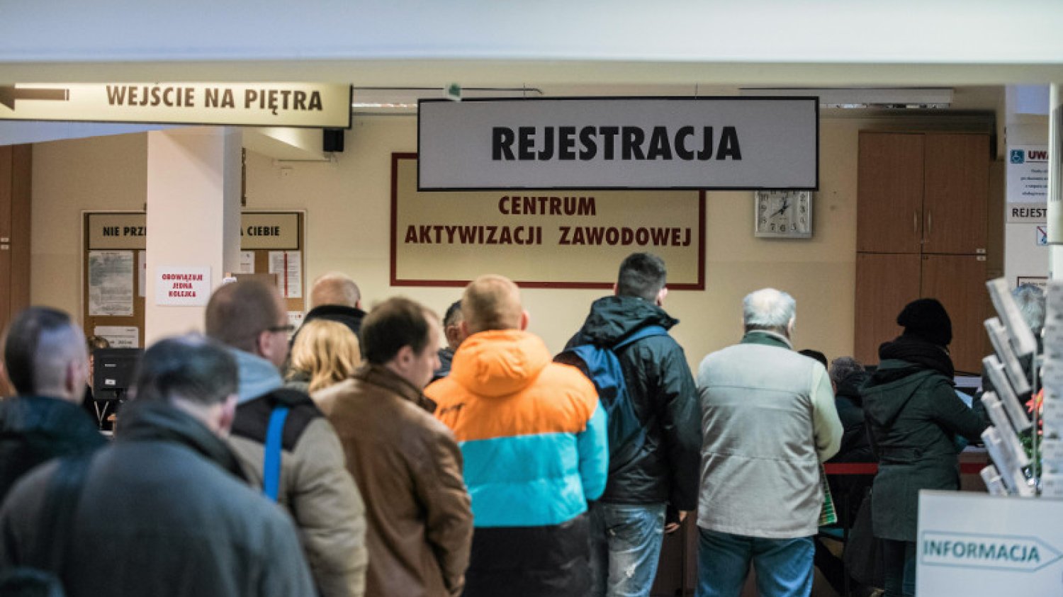 Regiony zaczynają aktywizować bezrobotnych ze środków z POWER. Gdzie są pieniądze na ten cel? Sprawdziliśmy to.