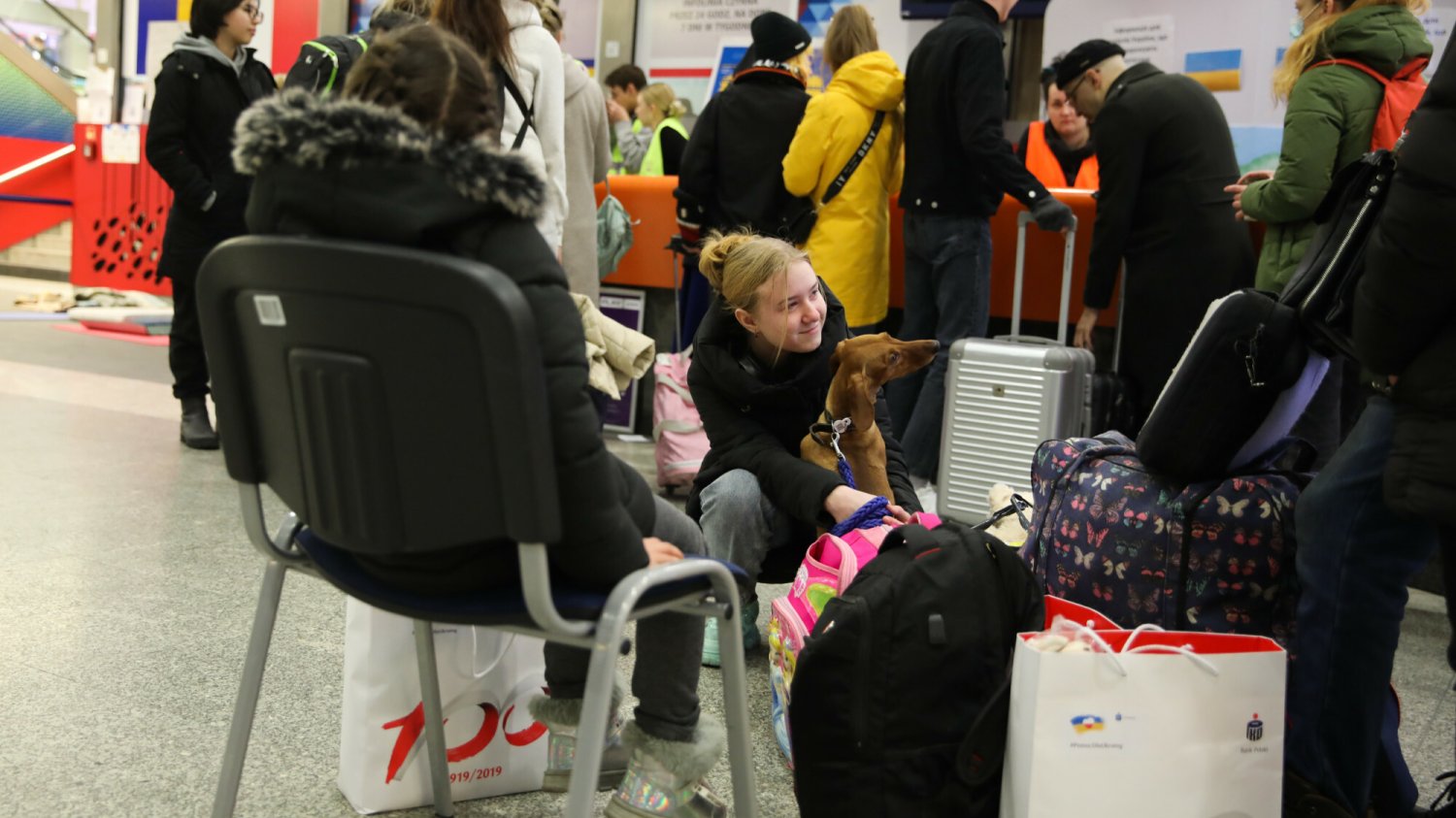 Migranci, a dzietność w państwach OECD