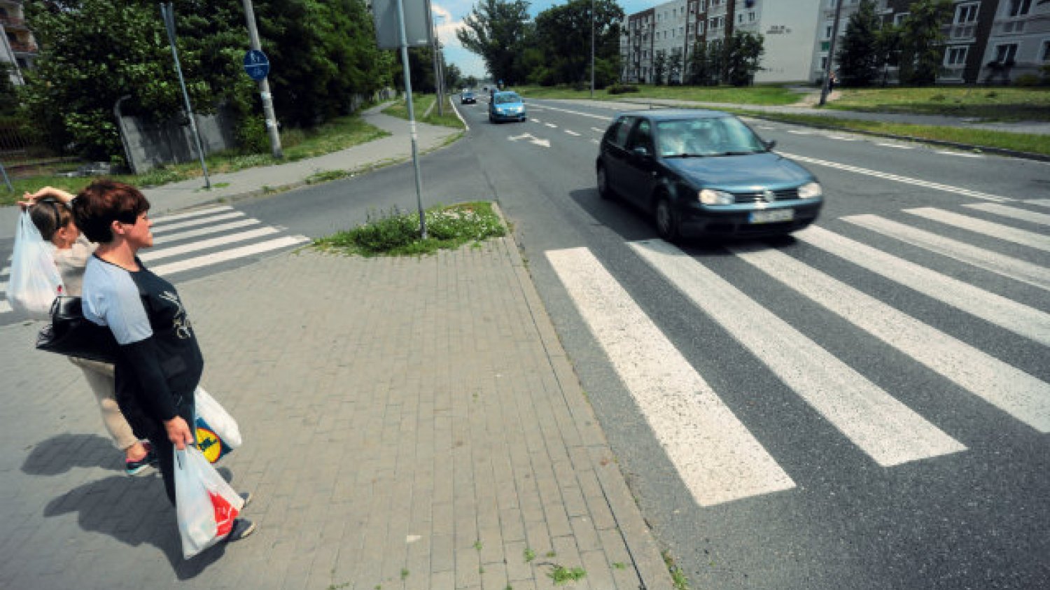 Polskie przepisy drogowe pełne są dyskusyjnych nakazów i zakazów