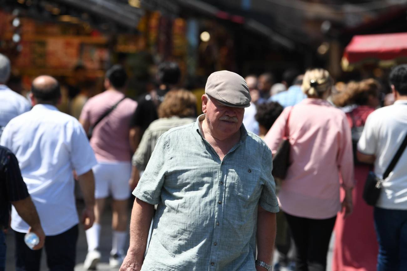 Stambuł, turyści na bazarze