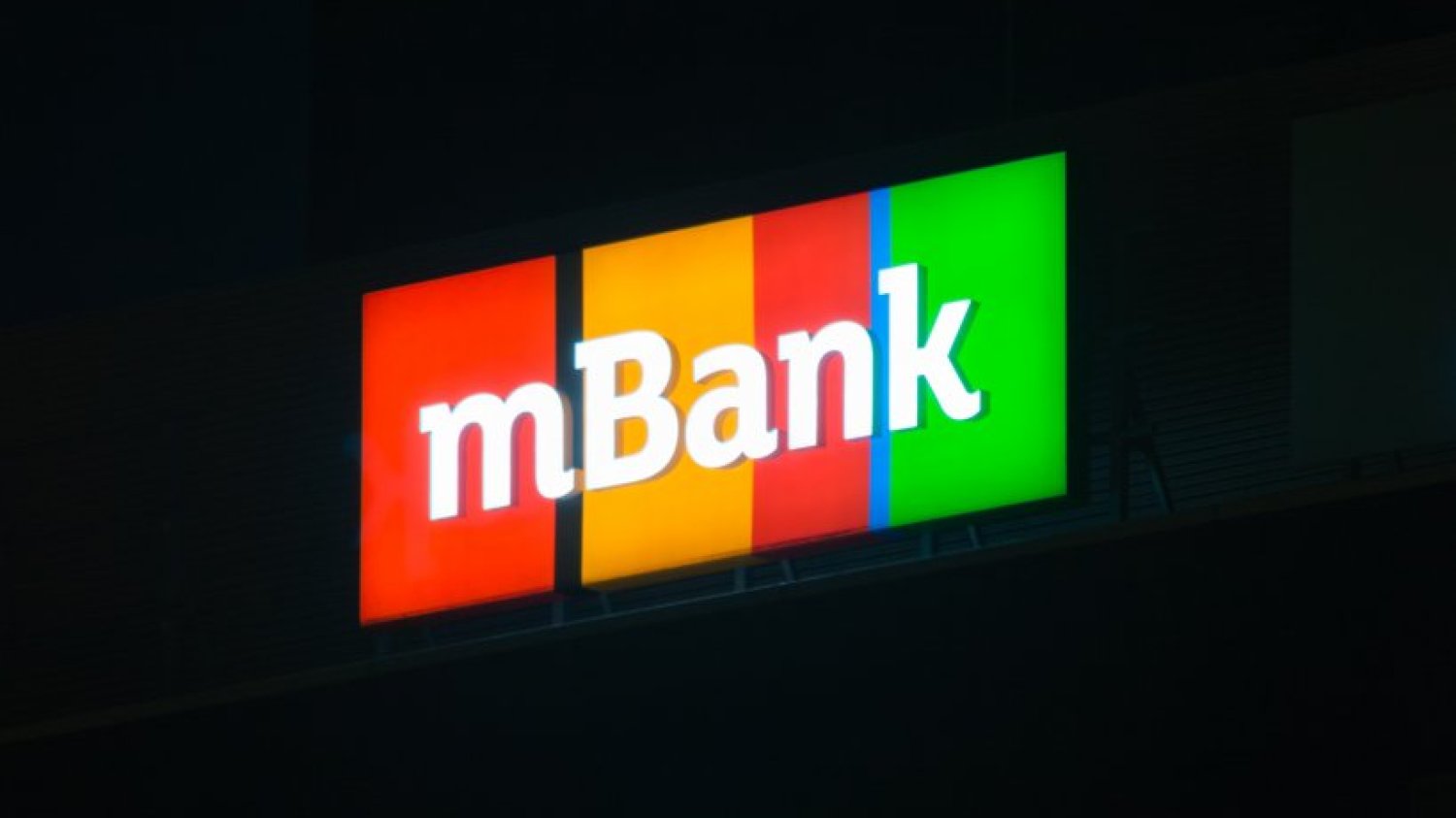 mBank poparł strajki kobiet w Polsce