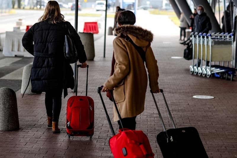 Podróże z paszportem Covid-19 mają być łatwiejsze.