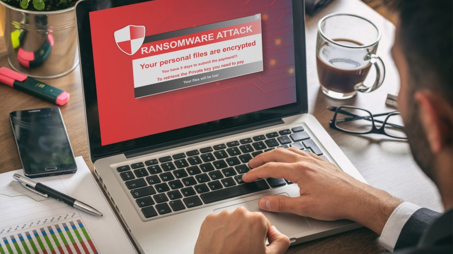 Usuwanie skutków ataku zajmie miesiące