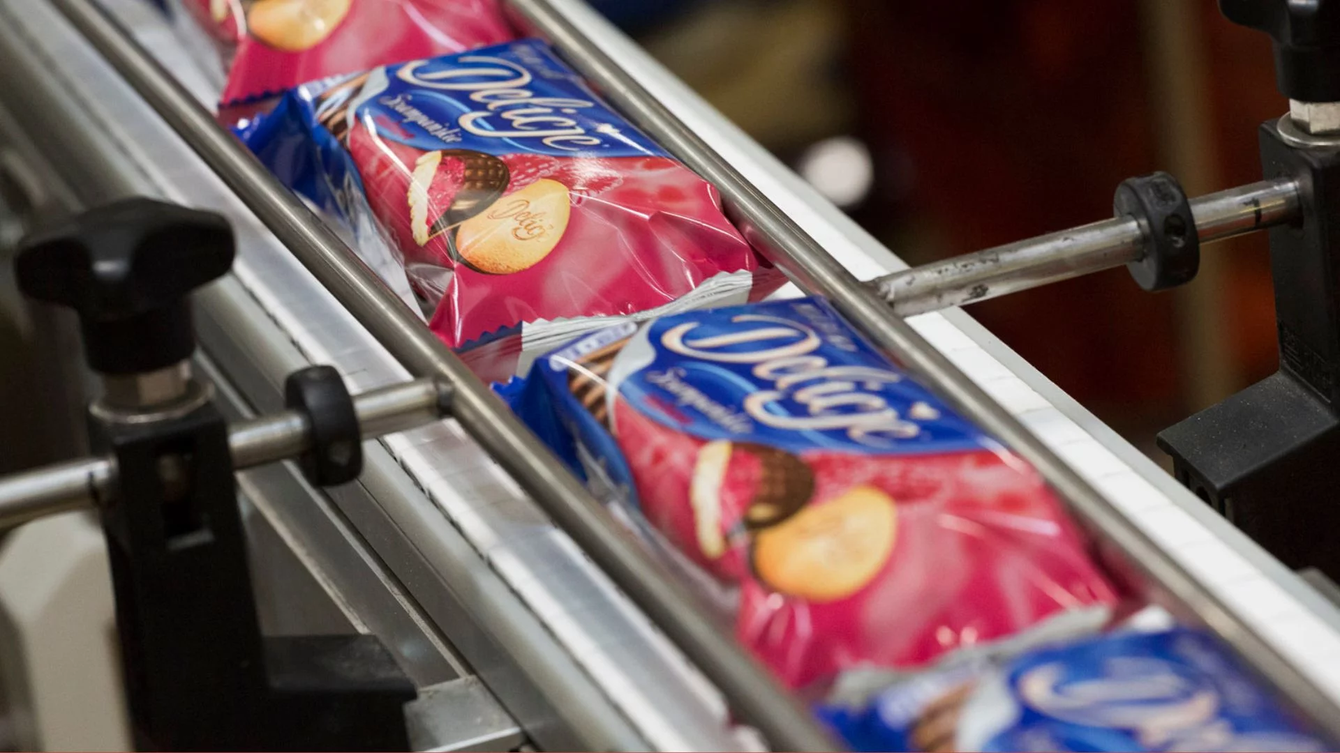 Więcej miejsc pracy w Płońsku. Przepyszna inwestycja w Delicje i inne ciastka Produkcja Delicji Szampańskich. Ich producent inwestuje w Płońsku.