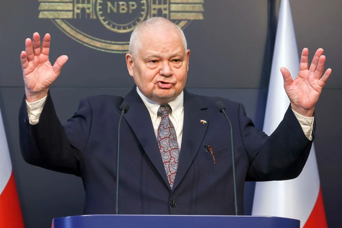 Czy jedna z "dwórek" wpędziła Glapińskiego w potężne kłopoty?