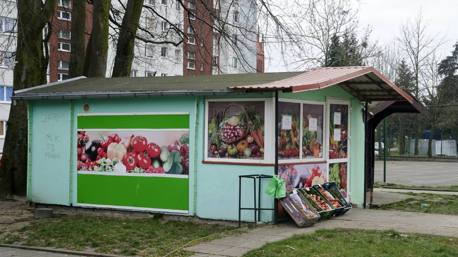 mały sklep spożywczy