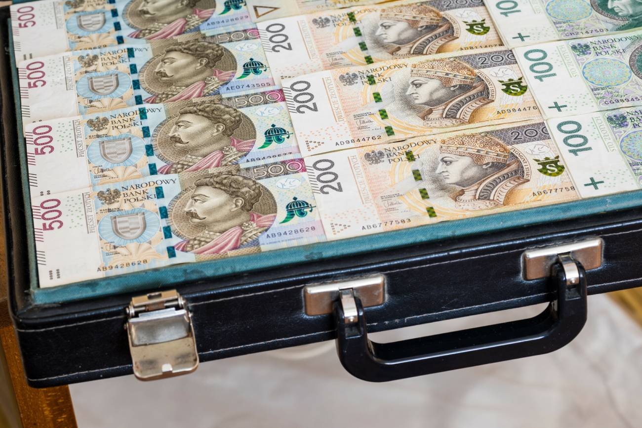 Kursy walut 5 grudnia 2023 r. Ile kosztuje dolar, euro, frank i funt?