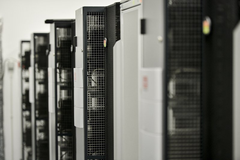 Medyczne Centrum Przetwarzania Danych jest jedną z najnowocześniejszych w Europie oraz największą w Polsce serwerownią, gdzie może być gromadzona dokumentacja medyczna.