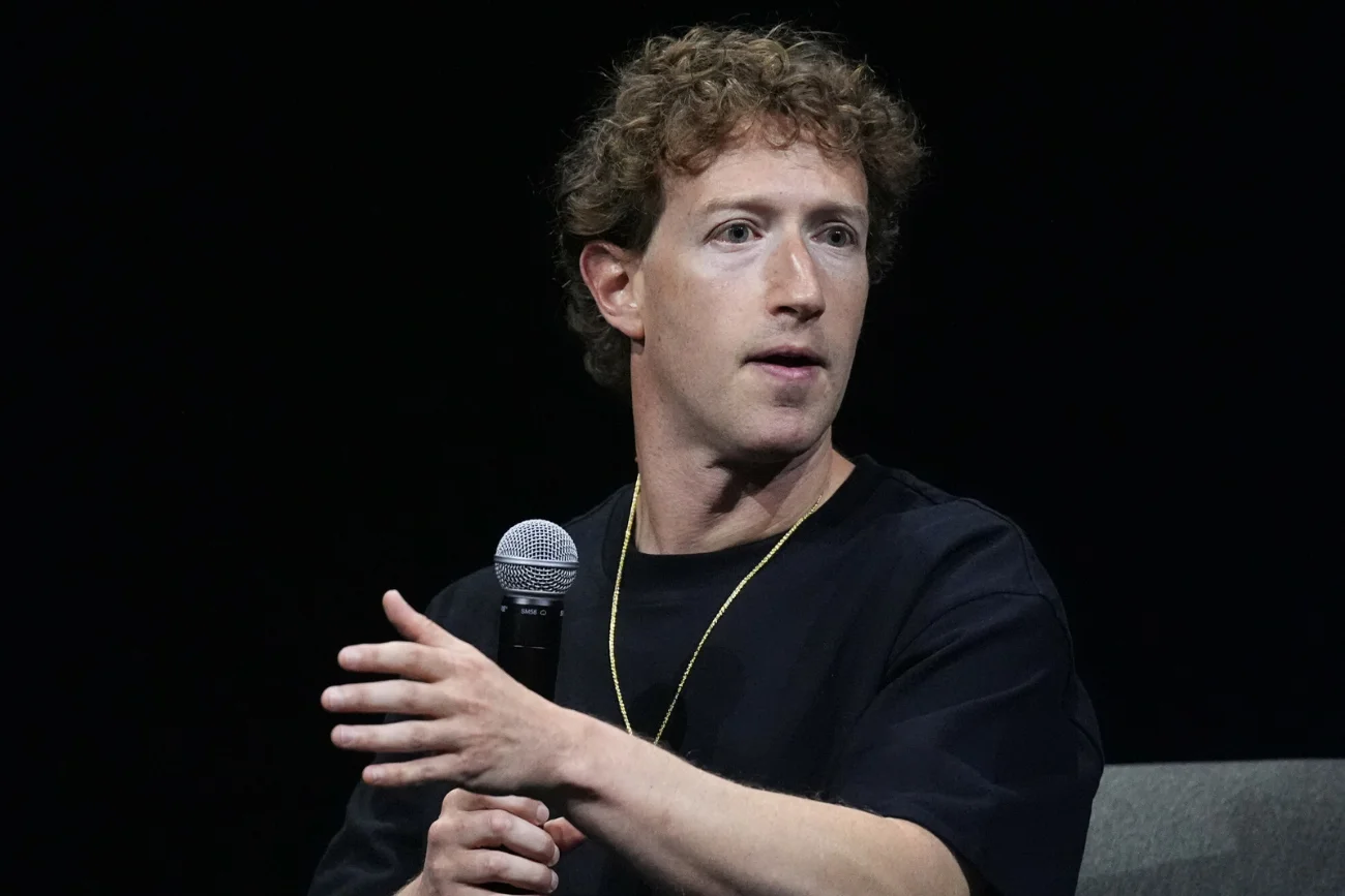 Mark Zuckerberg będąc gościem w podcaście Joe Rogana stwierdził, że administracja Joe Bidena zmusiła jego firmę do usuwania treści dotyczących ubocznych skutków szczepionek na COVID-19.