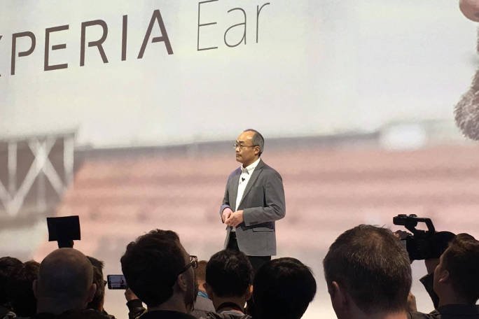 Hiroki Totoki, prezes i CEO w Sony Mobile Communications, rozpoczyna konferencję na MWC Barcelona.