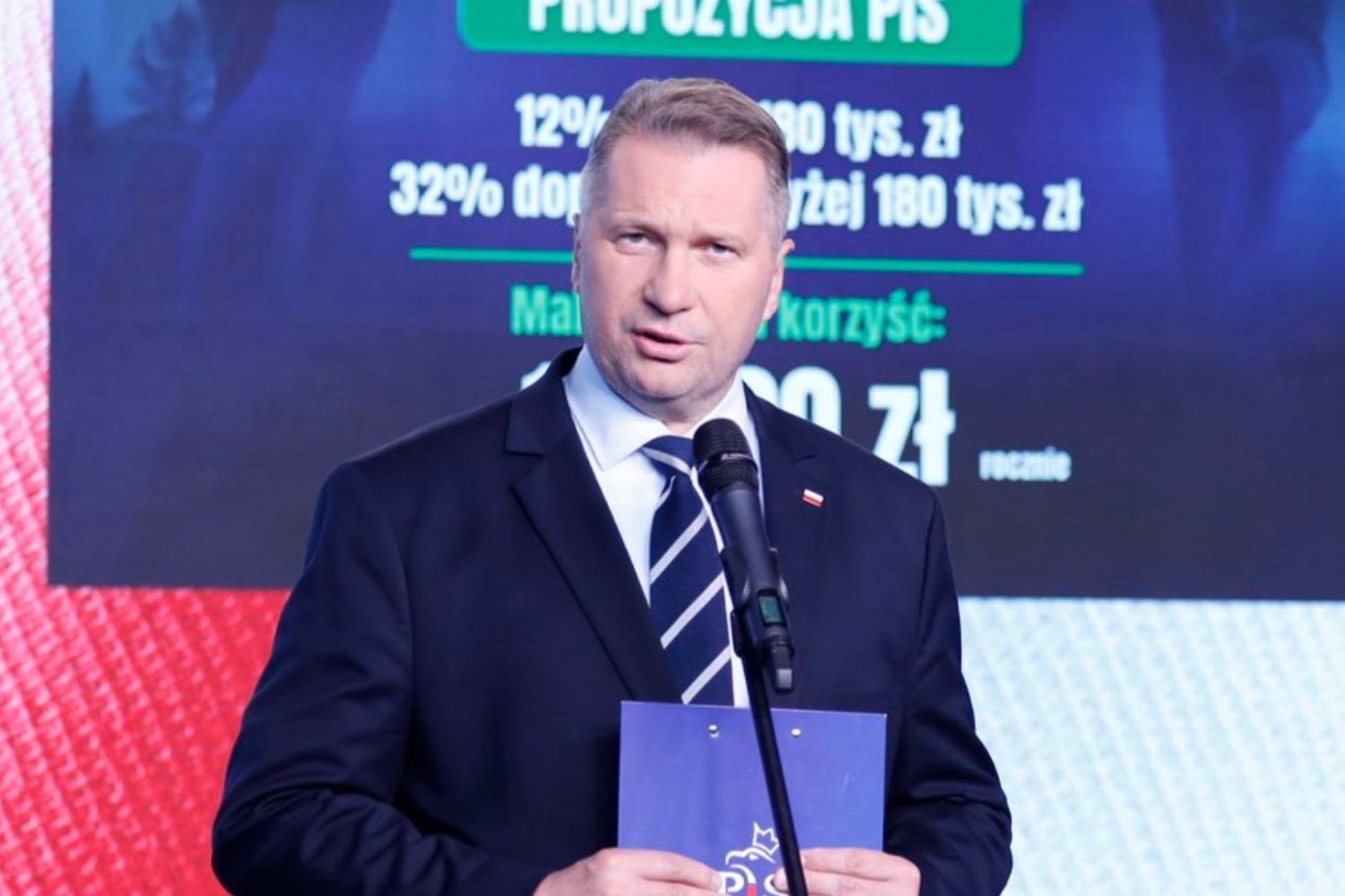Przemysław Czarnek przedstawia pomysł podniesienia progu podatkowego.