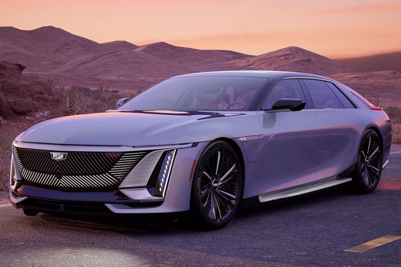 Oto najnowszy "ultra-luksusowy" elektryczny Cadillac. To powrót do korzeni