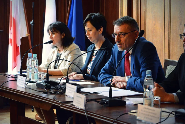 Dolnośląskie urzędy wydały prawie 121 mln na usługi prawnicze
