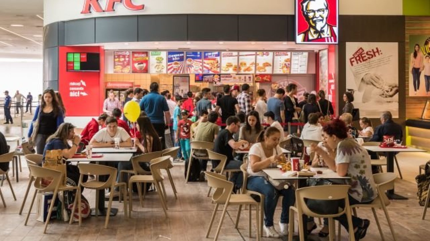 Harland - takie imię musieli dać rodzice swojemu dziecku, jeżeli chcieli dostać stypendium uczelniane od KFC