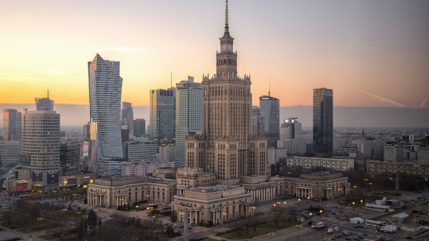 Warszawa szykuje miliardowe inwestycje na 2026 r. Samo metro pochłonie 761 mln zł Widok na Warszawę. Stolica szykuje miliardowe inwestycje na 2026 r.