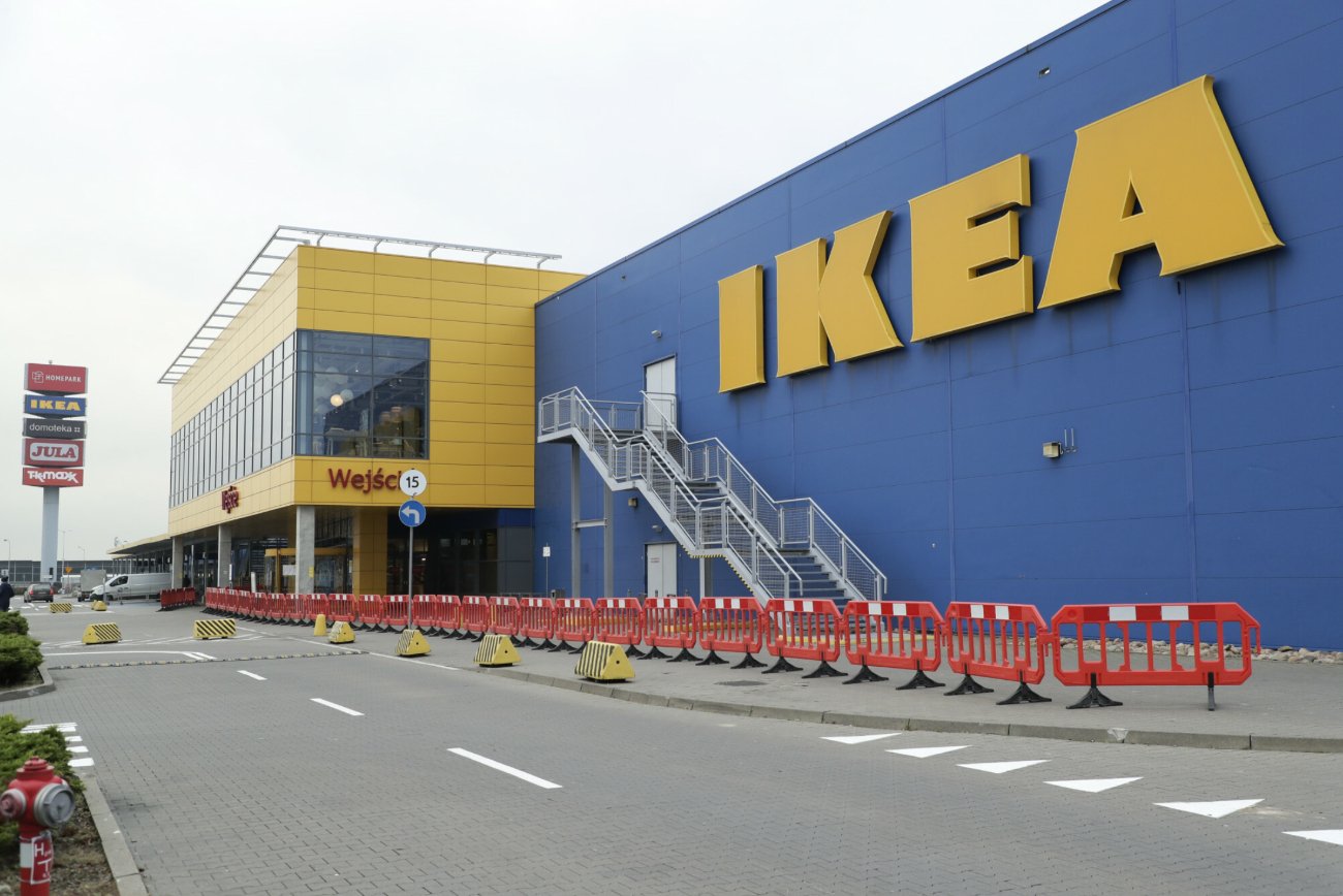 Ikea podnosi cenę hot-doga