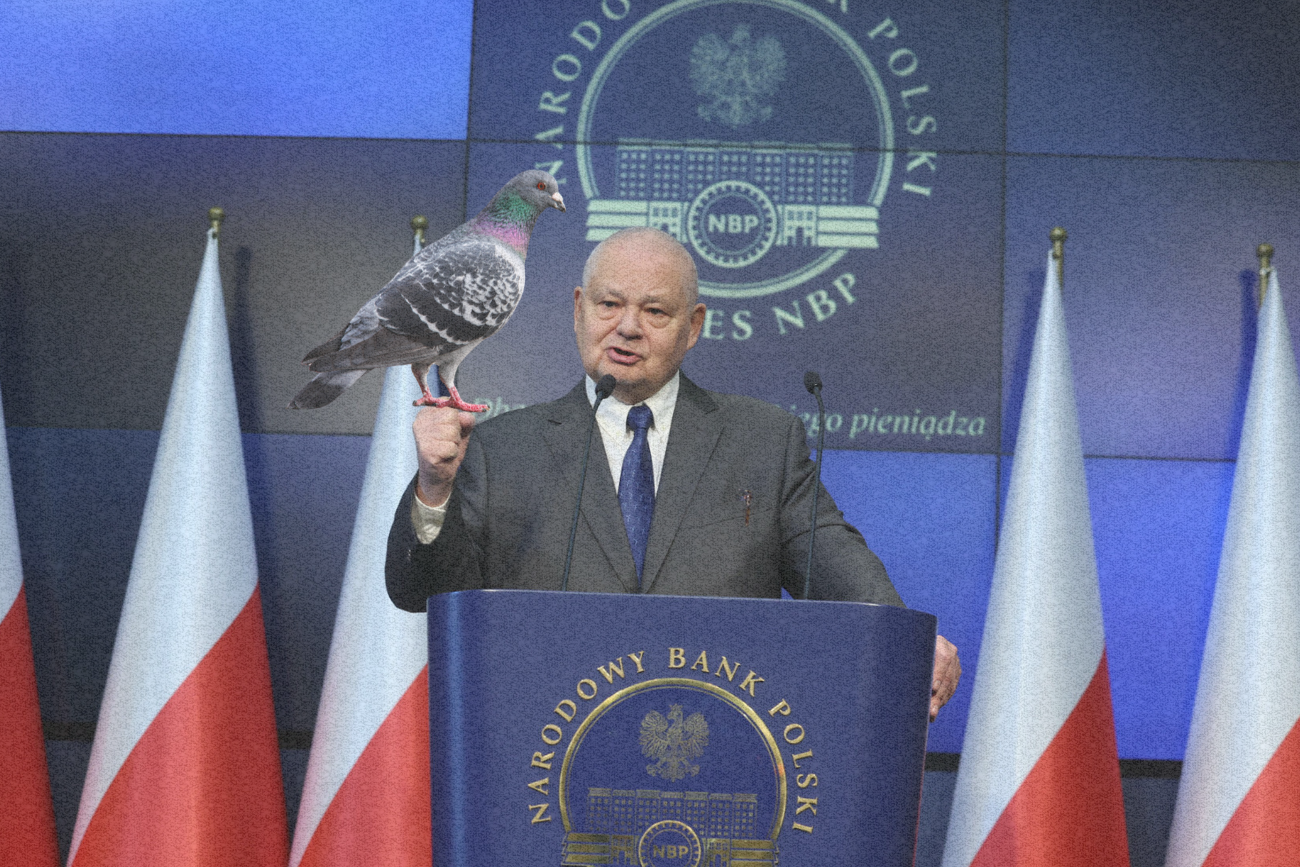 Adam Glapiński i gołąb.