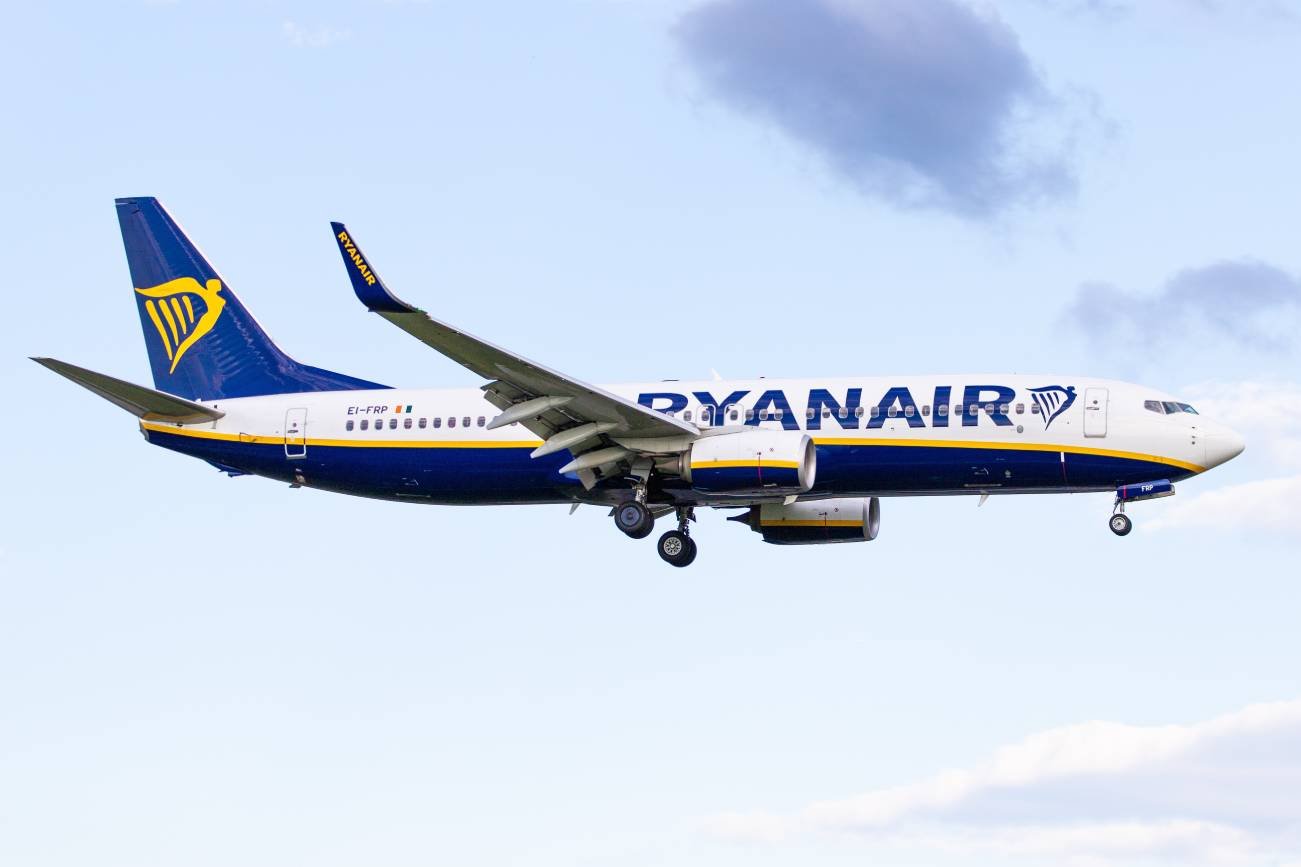 Strajki w lotnictwie. Ryanair i pasażerowie apelują do KE.