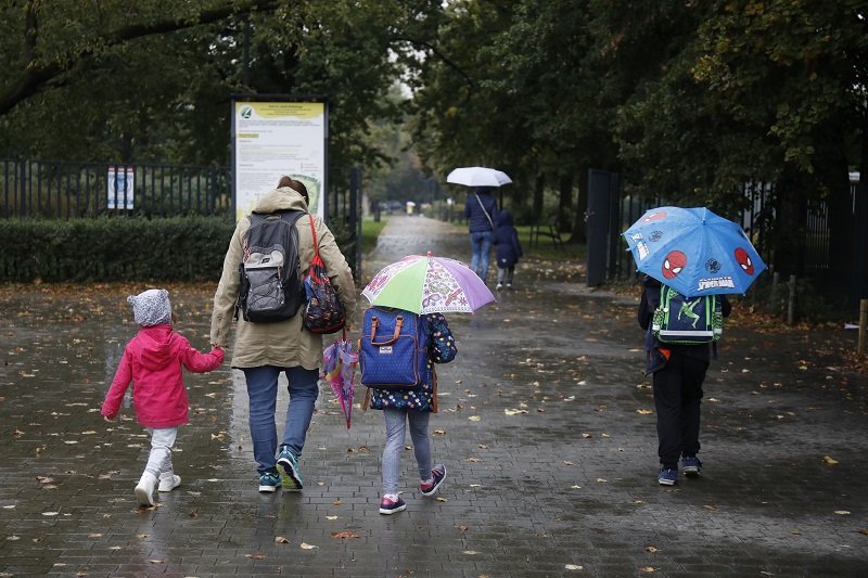 Dzieciom lekarzy nie zapewniono prawa do nauki.