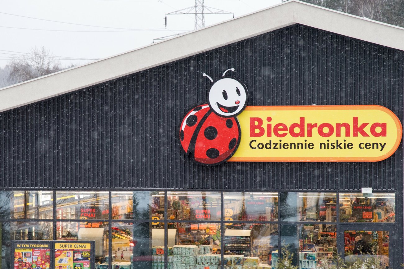 W Biedronce pojawią się biblioteki