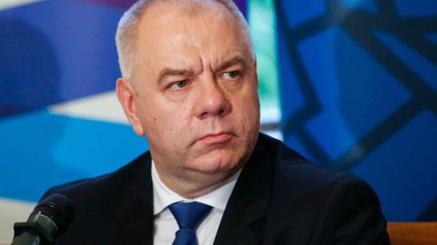 Obniżki pensji przez koronawirusa. Zaskakujące słowa Jacka Sasina.