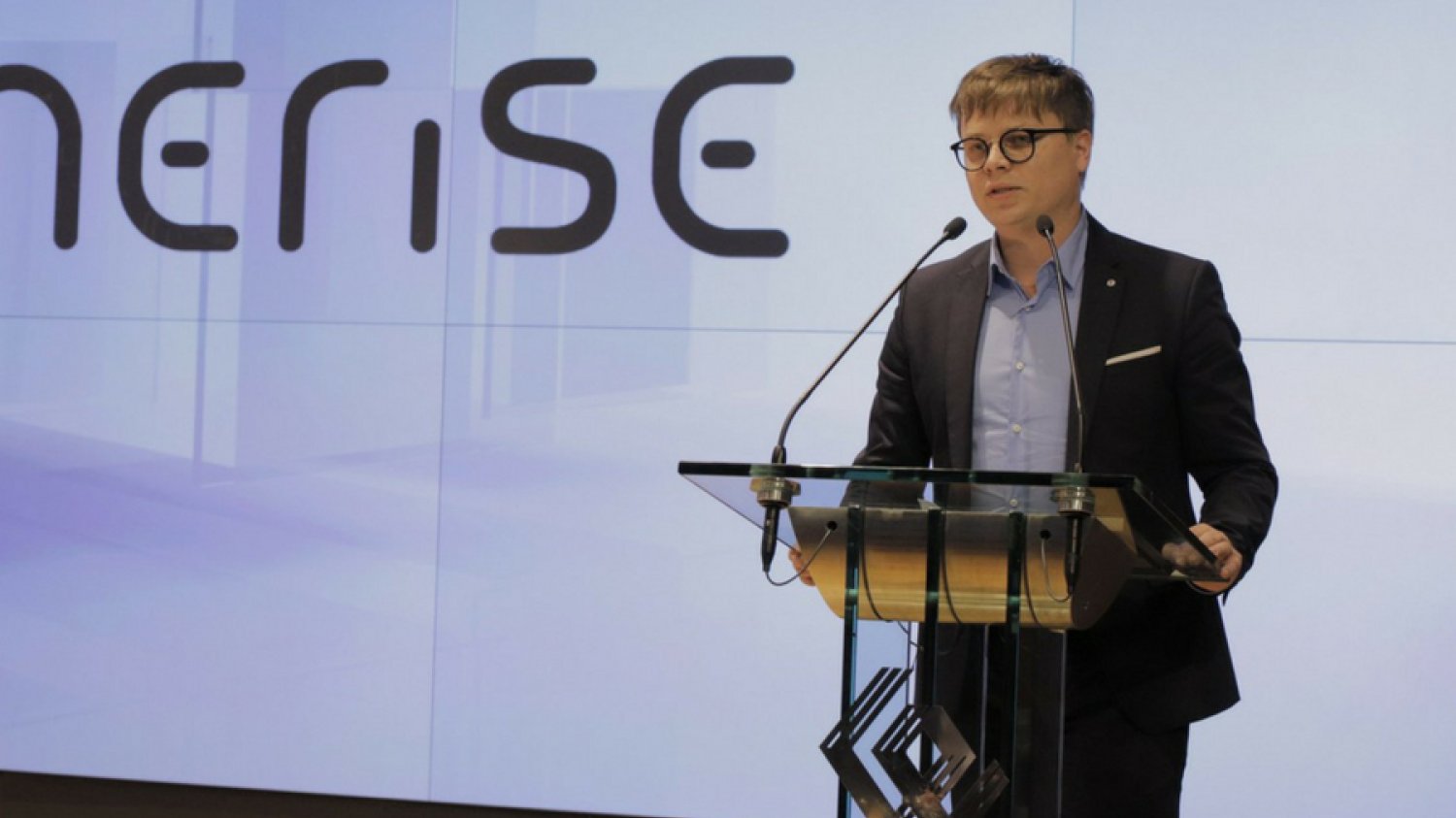 Jarosław Królewski, szef krakowskiej firmy Synerise. Zna wartość dobrego programisty, dlatego nie boi się opłacać ich po europejsku, nie po polsku.