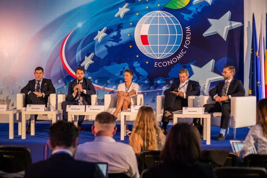 Polskie fin-techy czeka jeszcze długa droga do realnej siły rynkowej - takie były wnioski uczestników panelu "Polski Fintech 2018" podczas Forum Ekonomicznego w Krynicy-Zdroju.