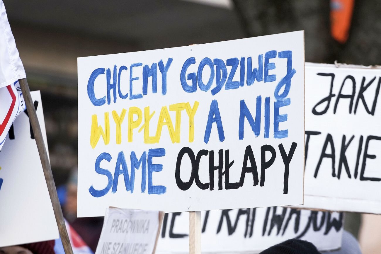 Rząd proponuje budżetówce 7,8 proc. podwyżki. Związkowcy uznają tę propozycję za skandaliczną