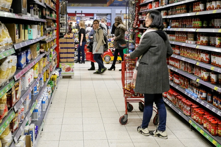 500+ na pewno nakręciło konsumpcję, ale czy przyczyniło się znacząco do wzrostu polskiej gospodarki - tu już zdania są podzielone.