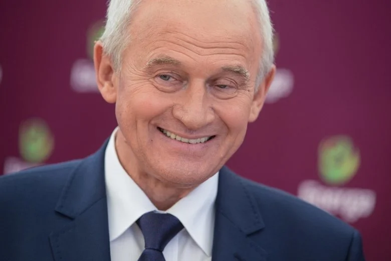 Minister Energii Krzysztof Tchórzewski zapewnia, że ustawa dot. zamrożenia cen prądu nie przysporzy Polsce kłopotów z KE.