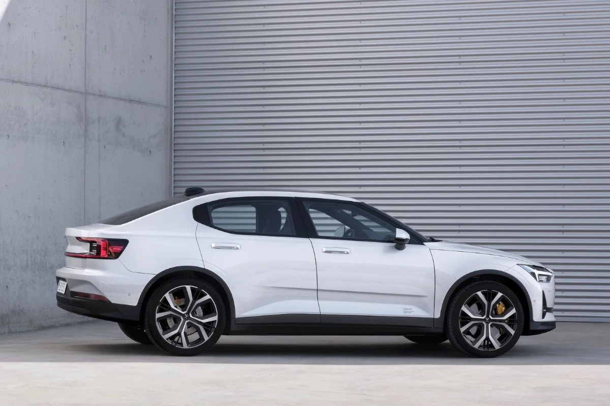 Volvo Polestar 2, w pełni elektryczna propozycja z Goteborga