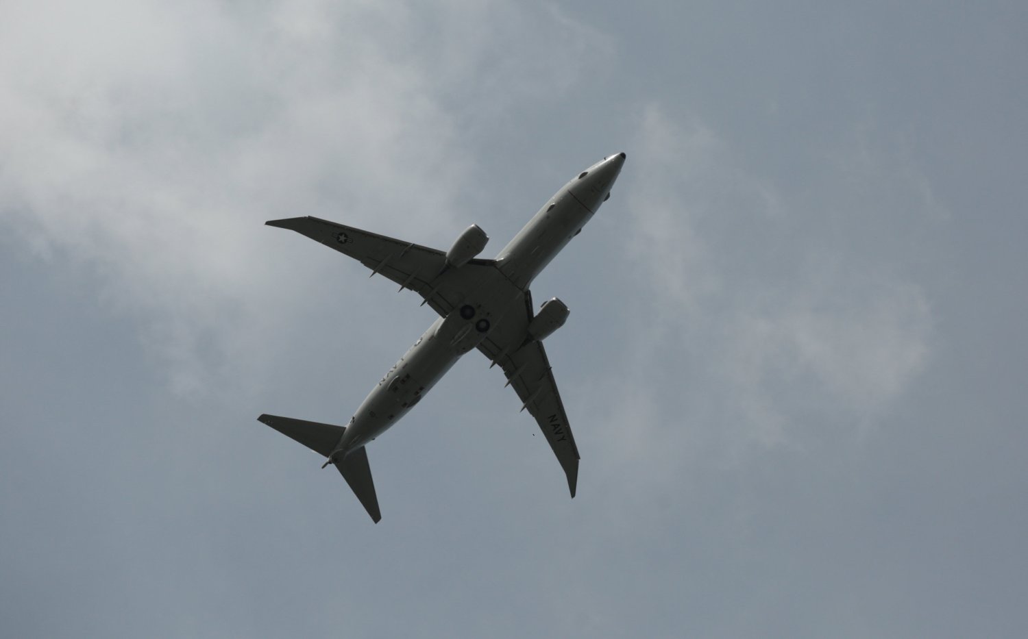 Zakaz lotów do wybranych państw zostanie przedłużony.