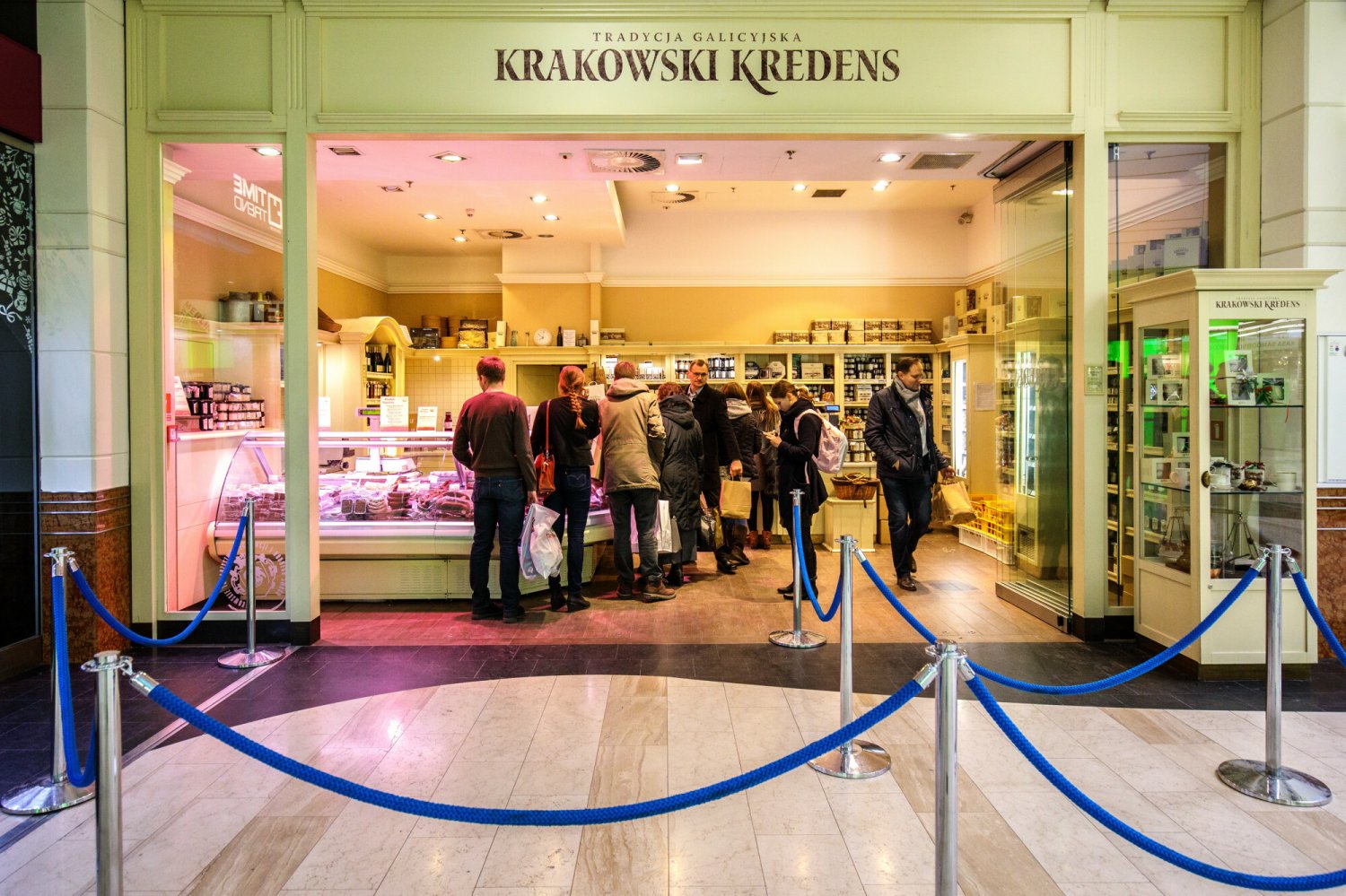 Krakowski Kredens został wystawiony na sprzedaż