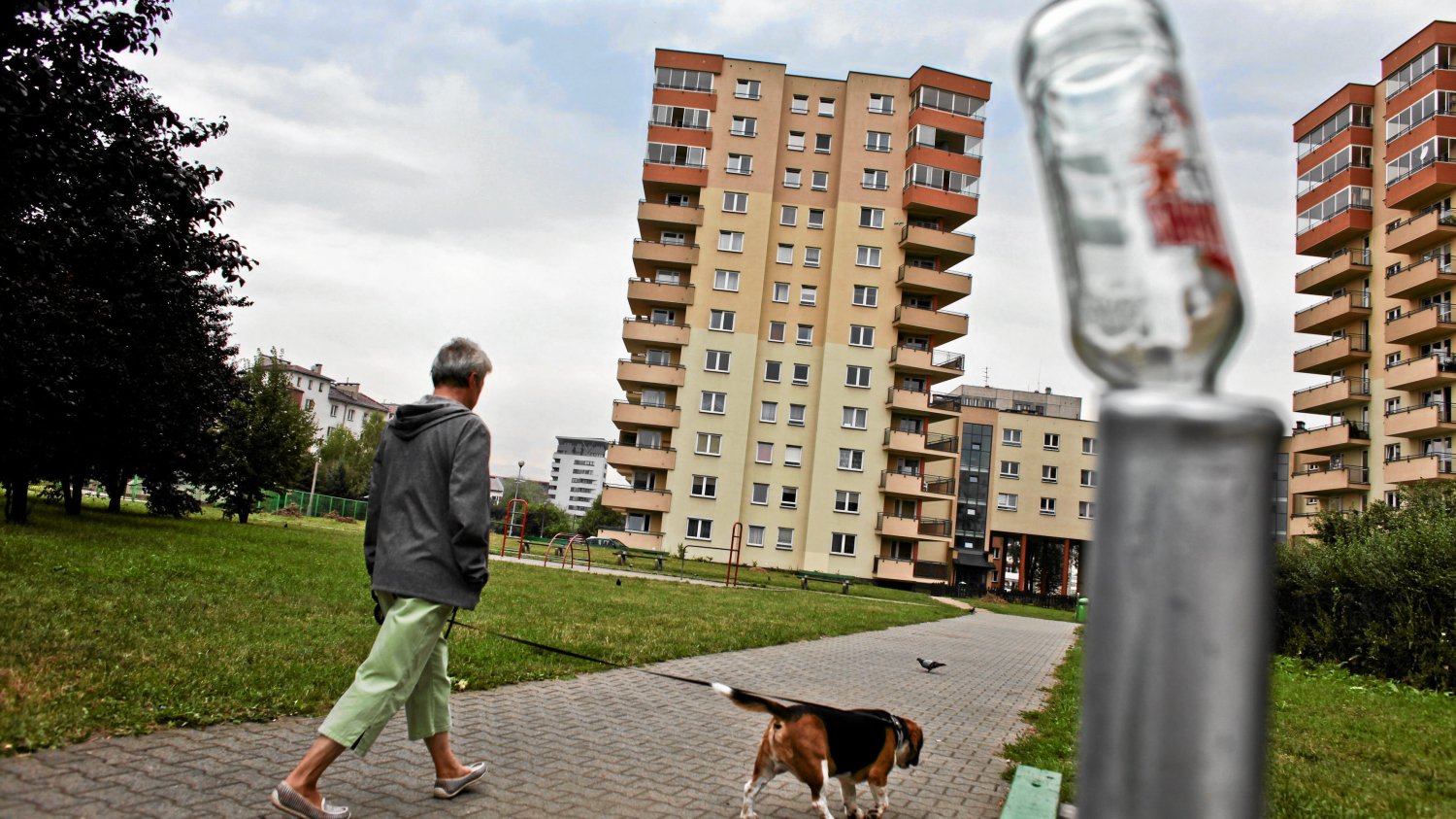 Osoby, które mają książeczki mieszkaniowe, wciąż otrzymują premie gwarancyjne od państwa. Najprawdopodobniej będą je otrzymywać jeszcze ok. 30-40 lat.