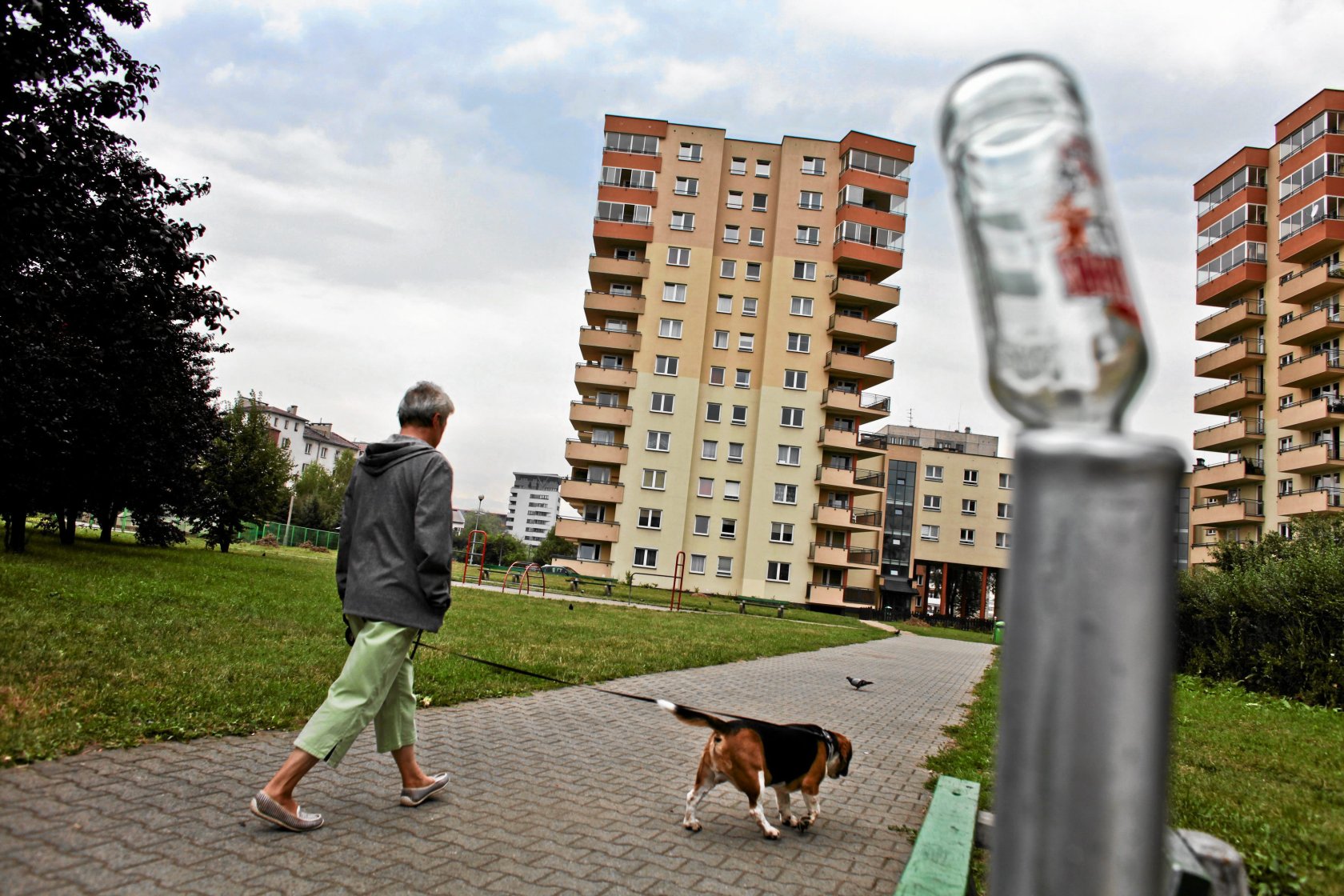 Osoby, które mają książeczki mieszkaniowe, wciąż otrzymują premie gwarancyjne od państwa. Najprawdopodobniej będą je otrzymywać jeszcze ok. 30-40 lat.