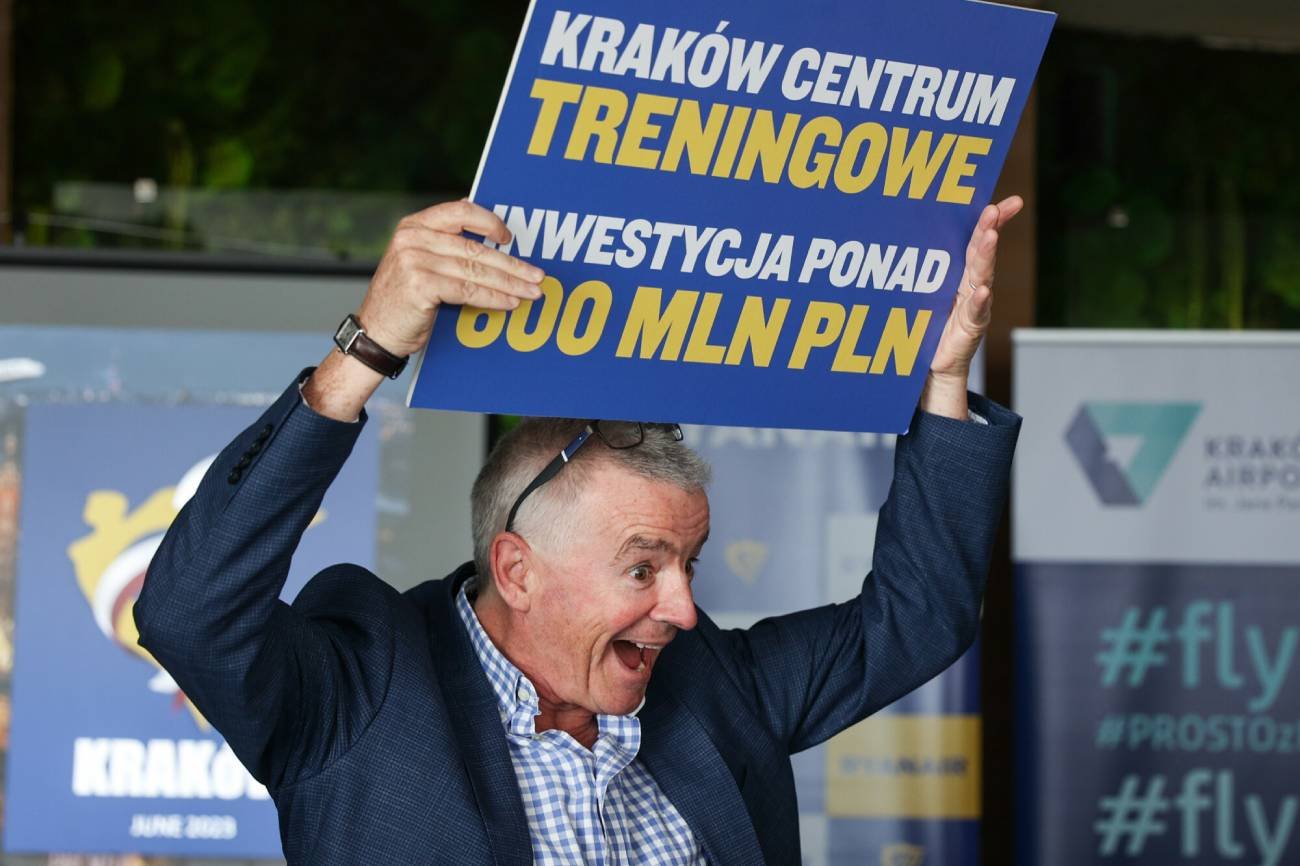 Prezes Ryanair cieszy się z decyzji.